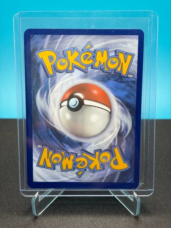 Pokemon Holo Team Rocket's Zapdos - Picture 3 of 3